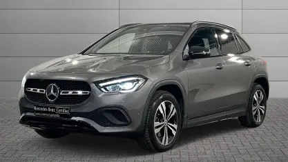 Usata Mercedes GLA250 160 CV (117 kW) 2022 Grigio medio metallizzato SUV