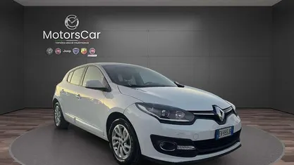 Bianco Usata 2014 Renault Mégane Tre volumi | 6500 € (Buon prezzo)
