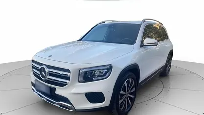 Usata Mercedes GLB200 150 CV (110 kW) 2021 Bianco SUV