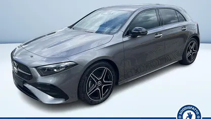 Grigio metallizzato Nuova 2025 Mercedes A180 Advanced Plus Tre volumi | 38.200 € (Buon prezzo)