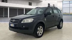 Nero Usata 2009 Chevrolet Captiva SUV | 4970 € (Buon prezzo)