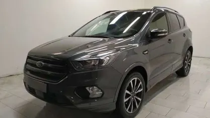 Grigio scuro Usata 2019 Ford Kuga ST-Line SUV | 19.990 € (Molto cara)