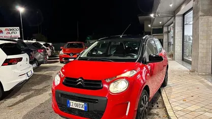 Rosso Usata 2015 Citroën C1 Shine Due volumi | 7700 € (Buon prezzo)