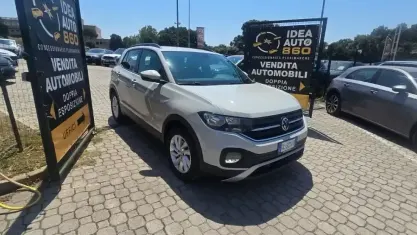 Usata VW T-Cross Style 110 CV (80 kW) 2023 Beige SUV