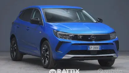 Usata Opel Grandland X Business Elegance 131 CV (96 kW) 2023 Kobalt blue SUV