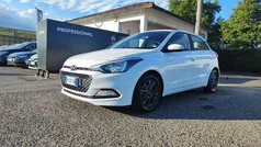 Bianco Usata 2018 Hyundai i20 Blackline Tre volumi | 8950 € (Buon prezzo)
