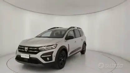 Gebraucht Dacia Jogger Extreme 101 PS (74 kW) 2023 Grau Van / Kleinbus