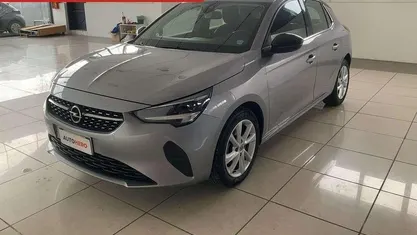 Usata Opel Corsa Elegance 101 CV (74 kW) 2021 Argento Utilitaria
