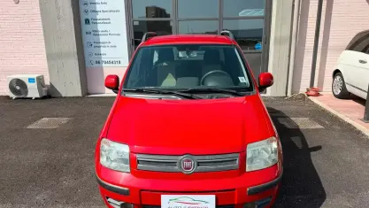 Usata Fiat Panda Emotion 60 CV (44 kW) 2008 Rosso Utilitaria
