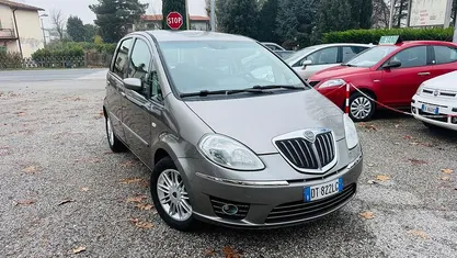 Usata Lancia Musa 78 CV (57 kW) 2009 Monovolume