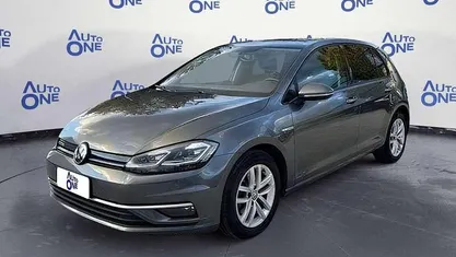 Grigio Usata 2019 VW Golf Business Tre volumi | 7990 €