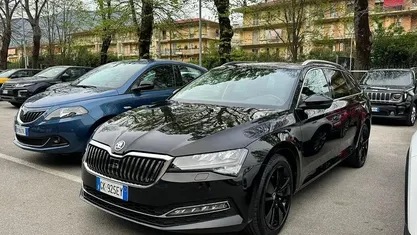 Usata Skoda Superb Style 150 CV (110 kW) 2022 Nero Station wagon