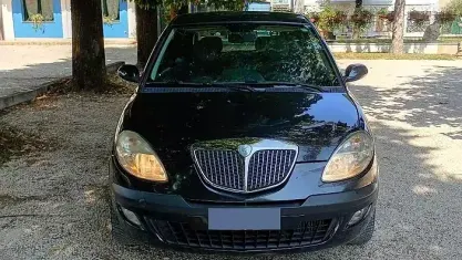 Usata Lancia Ypsilon 70 CV (51 kW) 2006 Nero Utilitaria