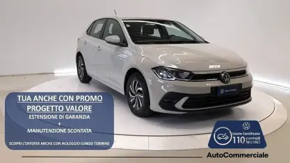 Usata VW Polo Life 95 CV (69 kW) 2023 Beige Utilitaria