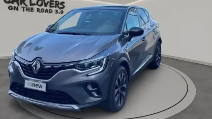 Usado Renault Captur Techno 145 CV (106 kW) 2023 Gris SUV