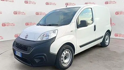 Usata Fiat Fiorino 80 CV (58 kW) 2022 Monovolume