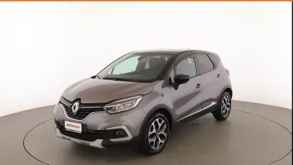 Usata Renault Captur 131 CV (96 kW) 2020 Grigio SUV