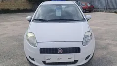 Bianco Usata 2009 Fiat Grande Punto Active Due volumi | 2300 € (Ottimo prezzo)
