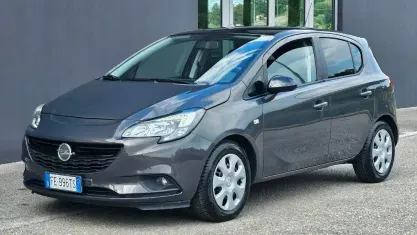 Usata Opel Corsa 90 CV (66 kW) 2016 Grigio Utilitaria