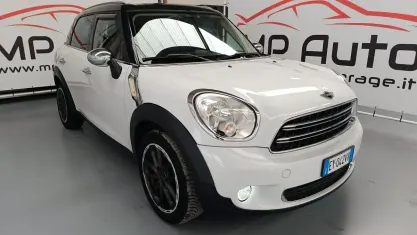 Usata Mini Cooper D Countryman Business 111 CV (81 kW) 2015 Bianco SUV