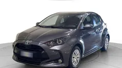 Grigio Usata 2021 Toyota Yaris Hybrid Business Edition Due volumi | 16.900 € (Ottimo prezzo)