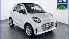 Bianco Usata 2021 Smart ForTwo Electric Drive Pure Due volumi | 9900 € (Super prezzo)