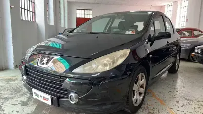 Usata Peugeot 307 109 CV (80 kW) 2006 Nero Berlina