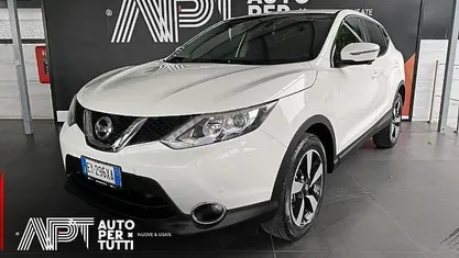 Bianco Usata 2015 Nissan Qashqai Acenta Premium SUV | 10.800 € (Buon prezzo)