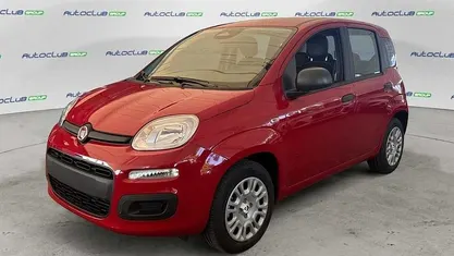 Nuova Fiat Panda 69 CV (50 kW) 2025 Rosso Utilitaria