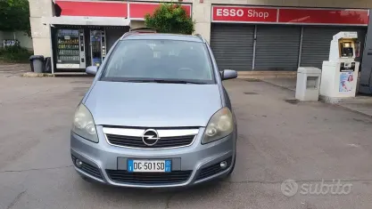Usata Opel Zafira Cosmo 105 CV (77 kW) 2007 Grigio Monovolume