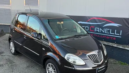 Usata 2011 Lancia Musa Monovolume | 4450 € (Buon prezzo)