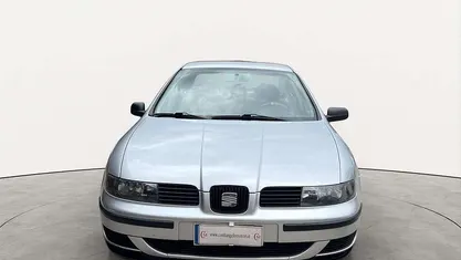 Argento Usata 2002 Seat Toledo Stella Tre volumi | 1800 €
