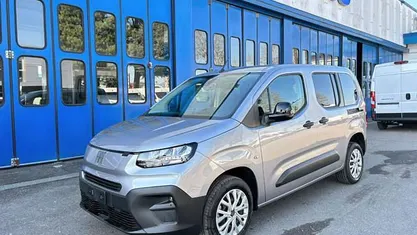 Nuova Fiat Doblò 131 CV (96 kW) 2025 Bianco Monovolume