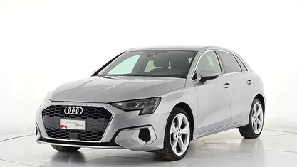 Usata Audi A3 Advanced 150 CV (110 kW) 2023 Argento Berlina