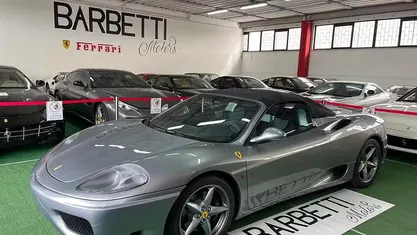 Usata Ferrari 360 400 CV (294 kW) 2002 Cabrio