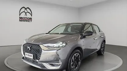 Grigio / gray Usata 2022 DS Automobiles DS3 Crossback So Chic SUV | 14.700 € (Buon prezzo)