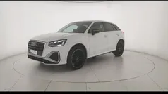 Bianco arkona Usata 2024 Audi Q2 S-Line SUV | 32.400 € (Buon prezzo)