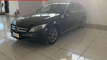 Usata Mercedes C180 116 CV (85 kW) 2018 Nero Station wagon