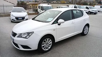 Bianco Usata 2017 Seat Ibiza SOL Tre volumi | 10.499 € (Buon prezzo)