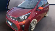 Rosso Usata 2023 Kia Picanto Urban Due volumi | 12.900 € (Buon prezzo)