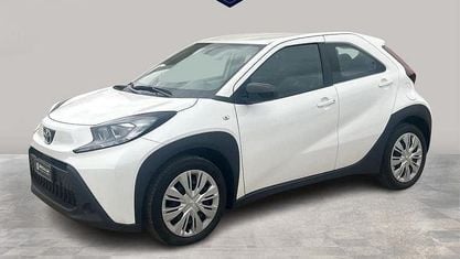 Usata Toyota Aygo X Active 72 CV (52 kW) 2023 Bianco SUV
