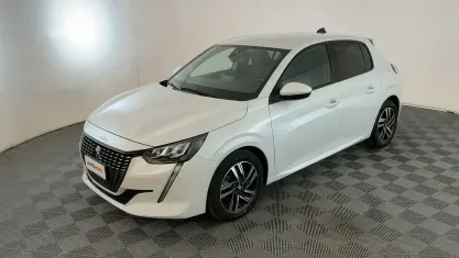Usata Peugeot 208 Allure 101 CV (74 kW) 2021 Bianco Utilitaria