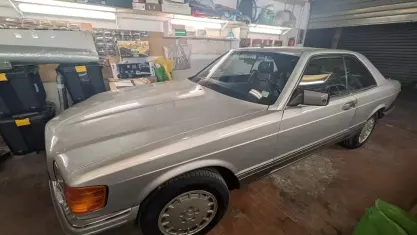 Usata Mercedes S500 SE 231 CV (169 kW) 1985 Grigio Berlina