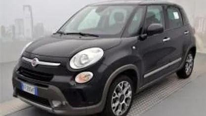 Nero Usata 2016 Fiat 500L Trekking Monovolume | 15.800 €