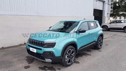 Usata Jeep Avenger Altitude 101 CV (74 kW) 2024 Grigio SUV