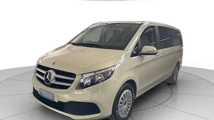 Usata Mercedes V250 Exclusive 190 CV (139 kW) 2022 Beige Monovolume