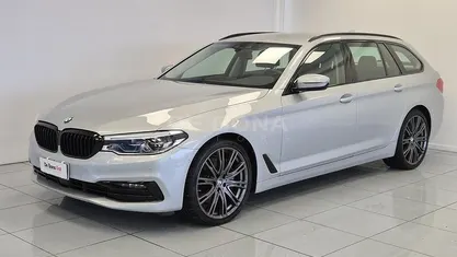 Usata BMW 540 Luxury Line 320 CV (235 kW) 2019 Grigio Station wagon