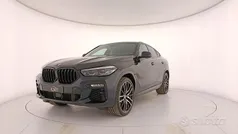Nero Usata 2021 BMW X6 M Sport SUV | 58.000 € (Buon prezzo)