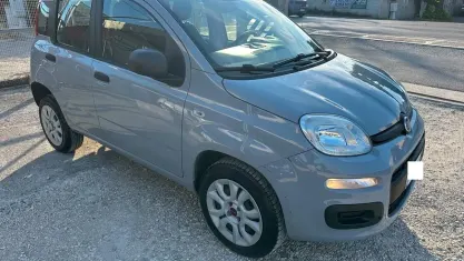 Usata Fiat Panda Lounge 84 CV (61 kW) 2020 Grigio Utilitaria
