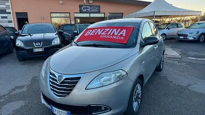 Usata Lancia Ypsilon S 69 CV (50 kW) 2013 Giallo Utilitaria